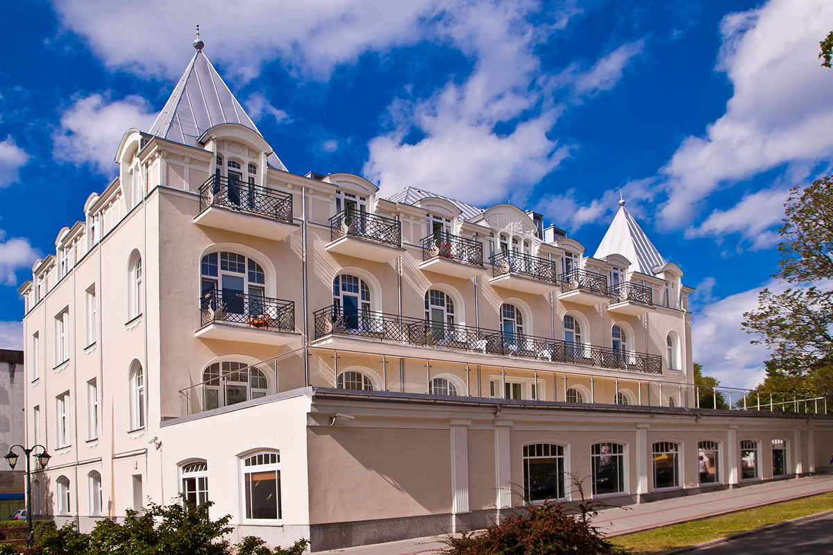 Bursztyn Swinemünde Hotelansicht